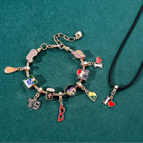 Taylor Swift Eras Charm Bracelet Necklace Box Set (22pc) - Picture 7 of 8